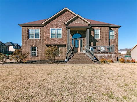 View more property details, sales history, and Zestimate data on <strong>Zillow</strong>. . Zillow clarksville tn